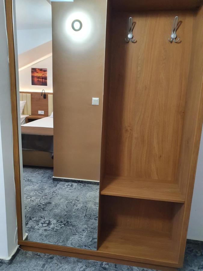 Stay Inn Rediu Valea Lupului  外观 照片