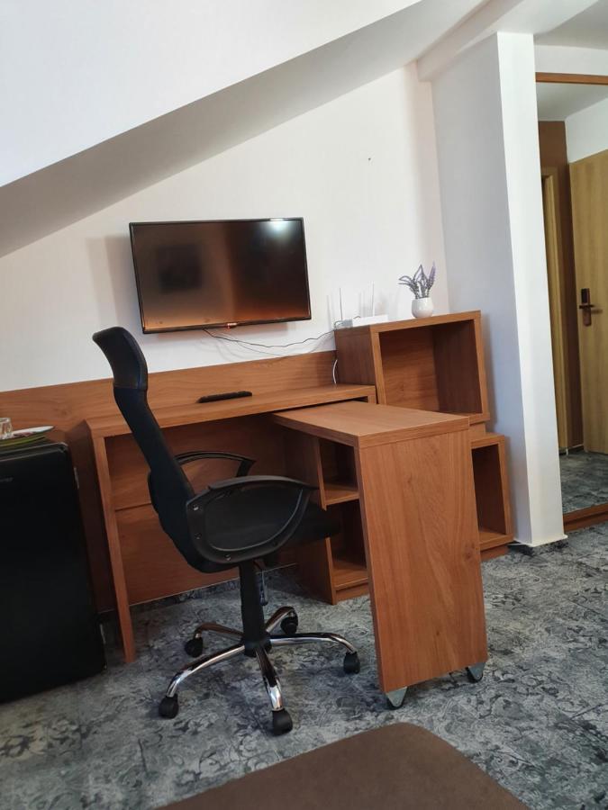 Stay Inn Rediu Valea Lupului  外观 照片