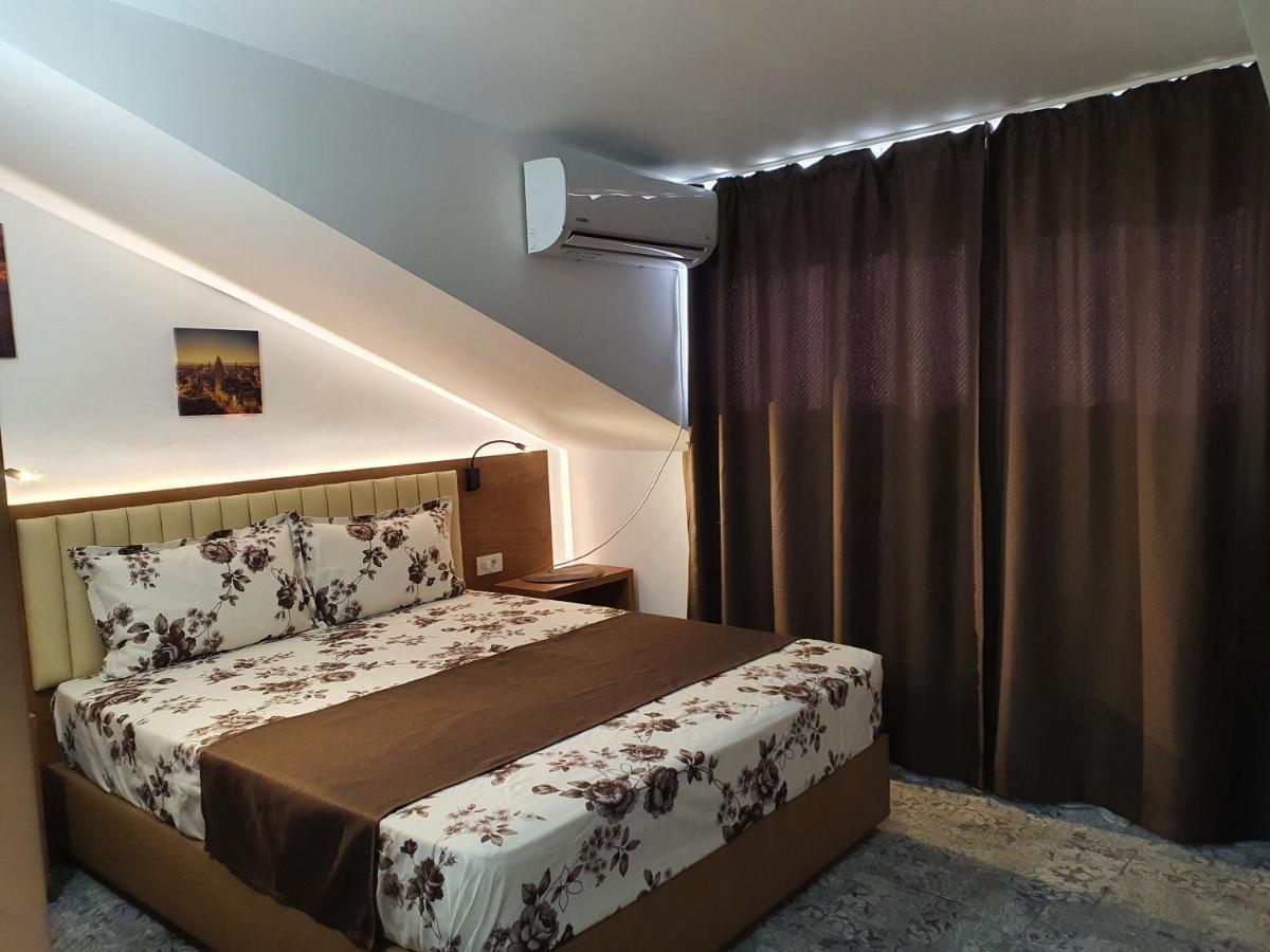 Stay Inn Rediu Valea Lupului  外观 照片