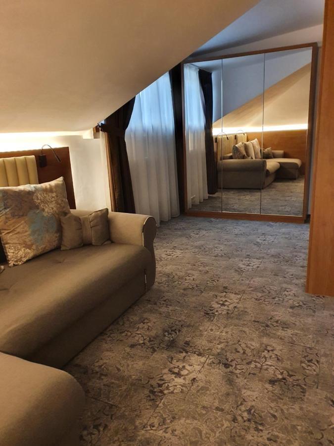 Stay Inn Rediu Valea Lupului  外观 照片